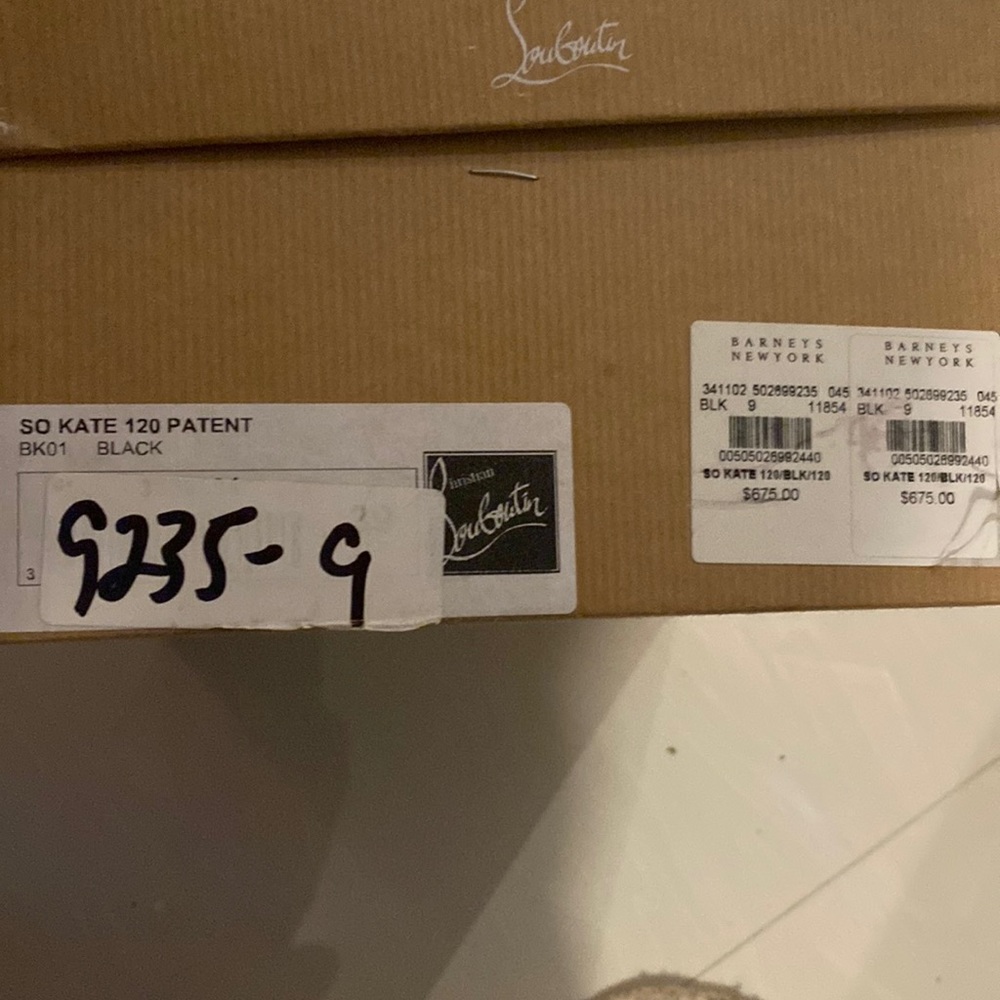 So Kate 120 patent Black